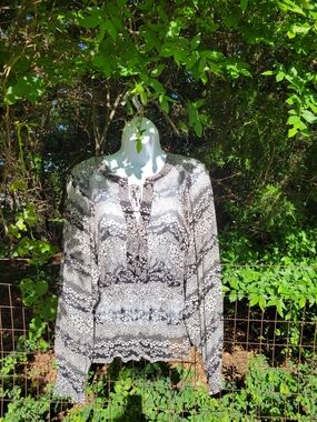 Ice Black & White Floral Print Long-Sleeve Women's 100% Silk Blouse Top Size S